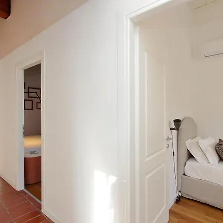 Torre Argentina Apartment